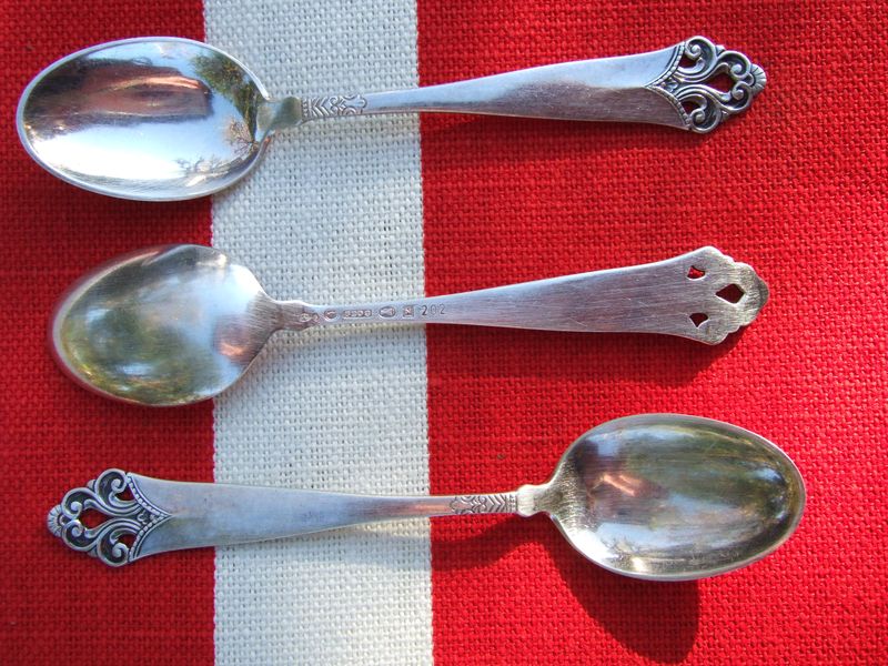 3Spoons