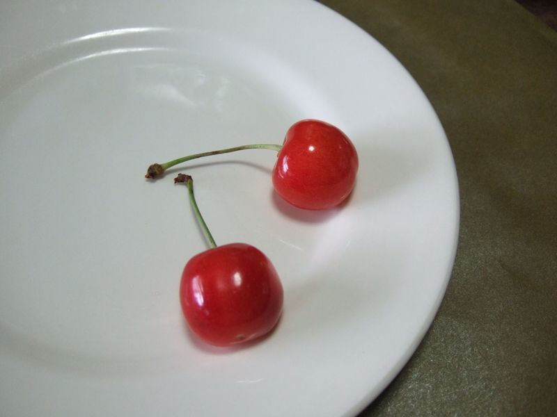 2 Cherries