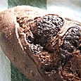 カカオのパン。 Cacao bread