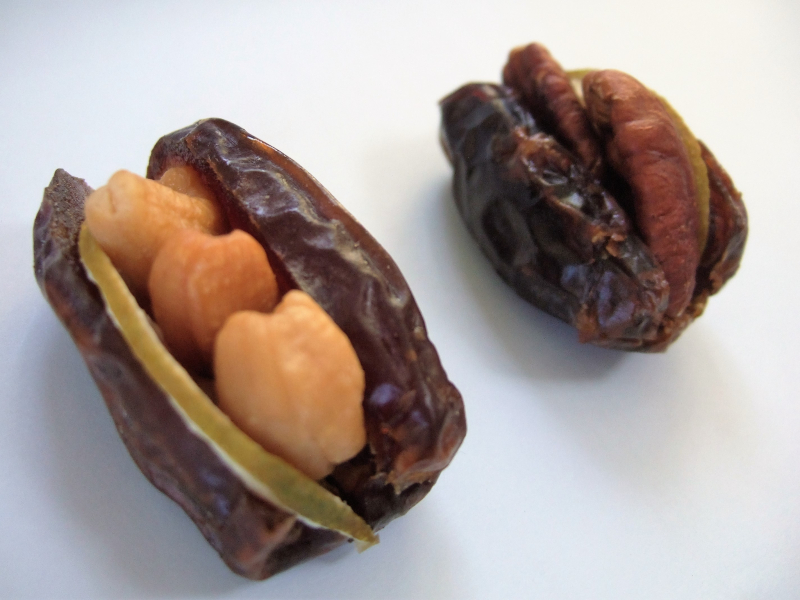 Date palm & nuts
