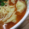 ワンタン入り。　Chinese noodle with wonton