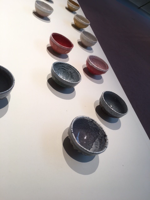 石本藤雄氏の茶碗。  Tea bowls by Fujiwo Ishimoto