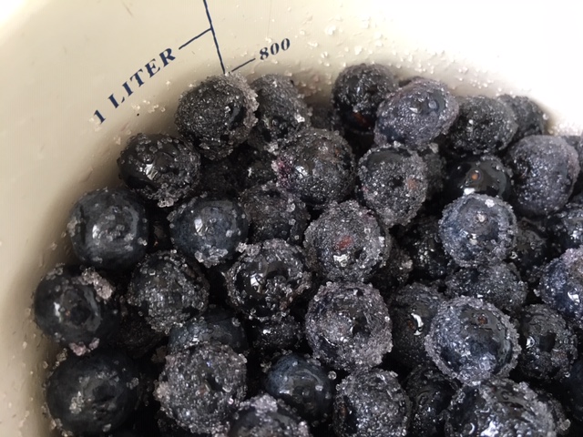 キラキラ。 Blueberry jam